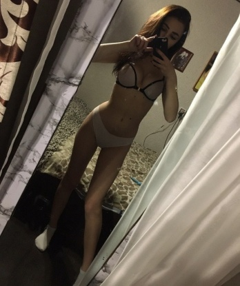 Валерия, 19 лет, 3 размер груди